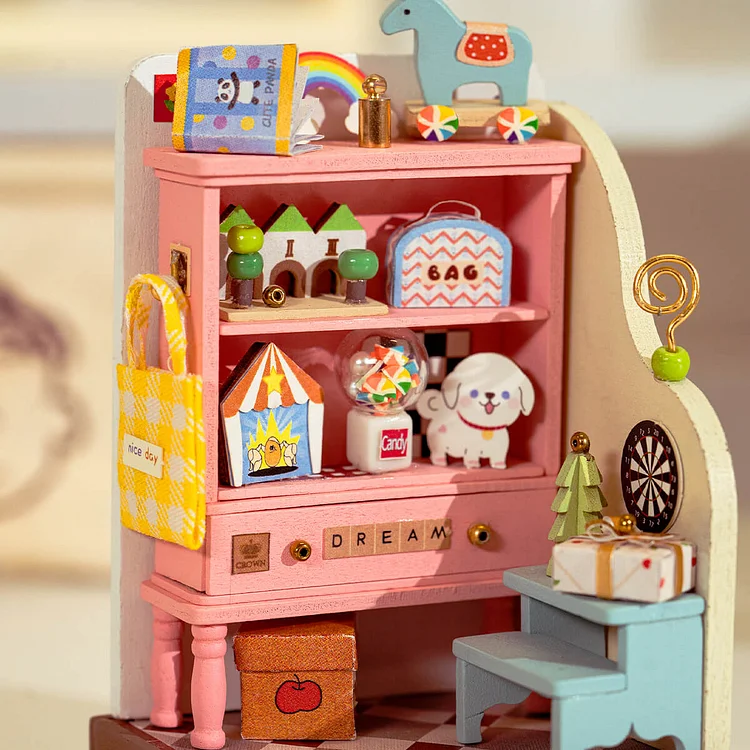 The Little Red Dollhouse at Candy Kingdom