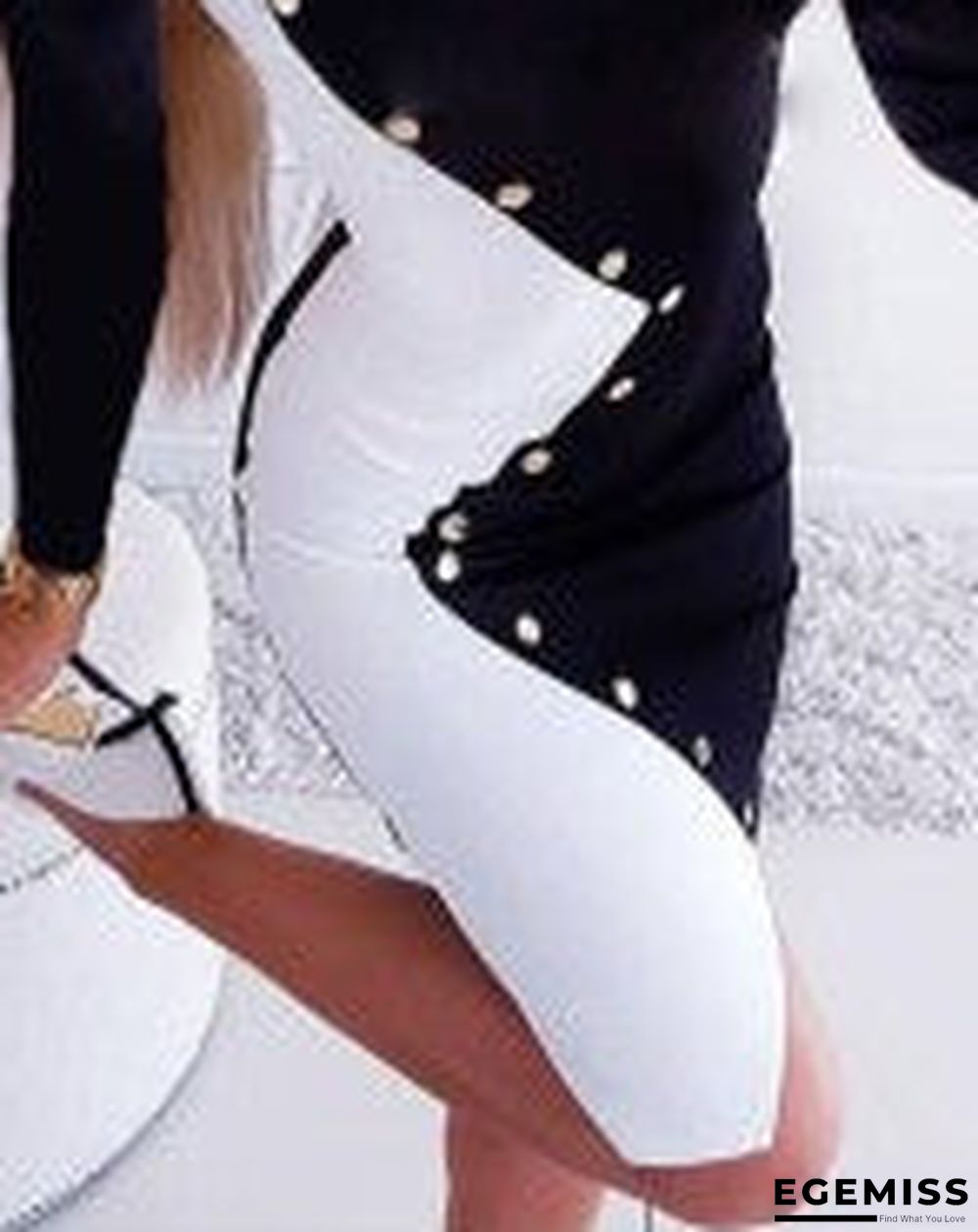 Colorblock Button Decor V-Neck Bodycon Dress Black Dresses | EGEMISS