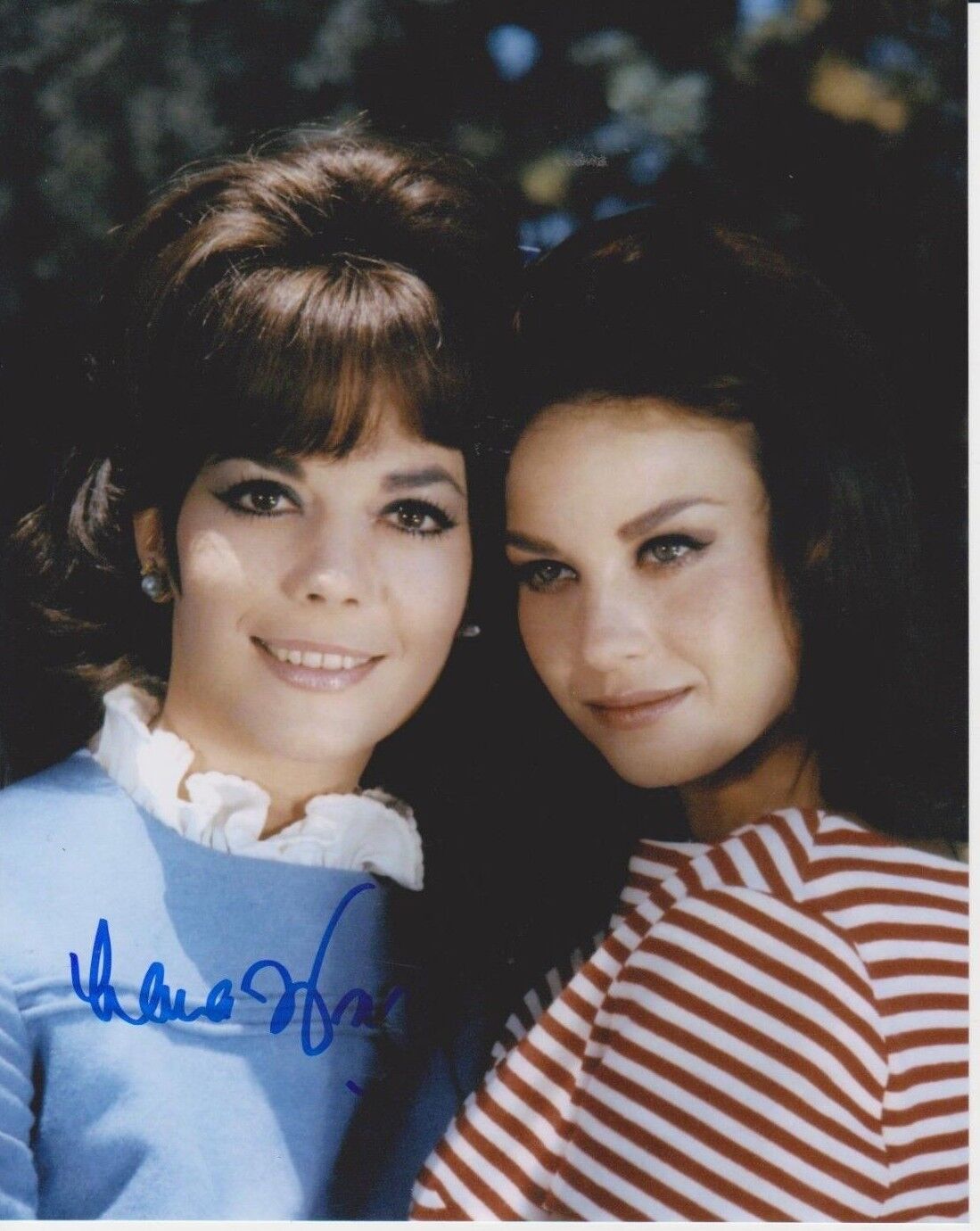 Lana Wood Signed 8x10 Photo Poster painting - James Bond Babe with Sister Natalie - FAB!!! G739