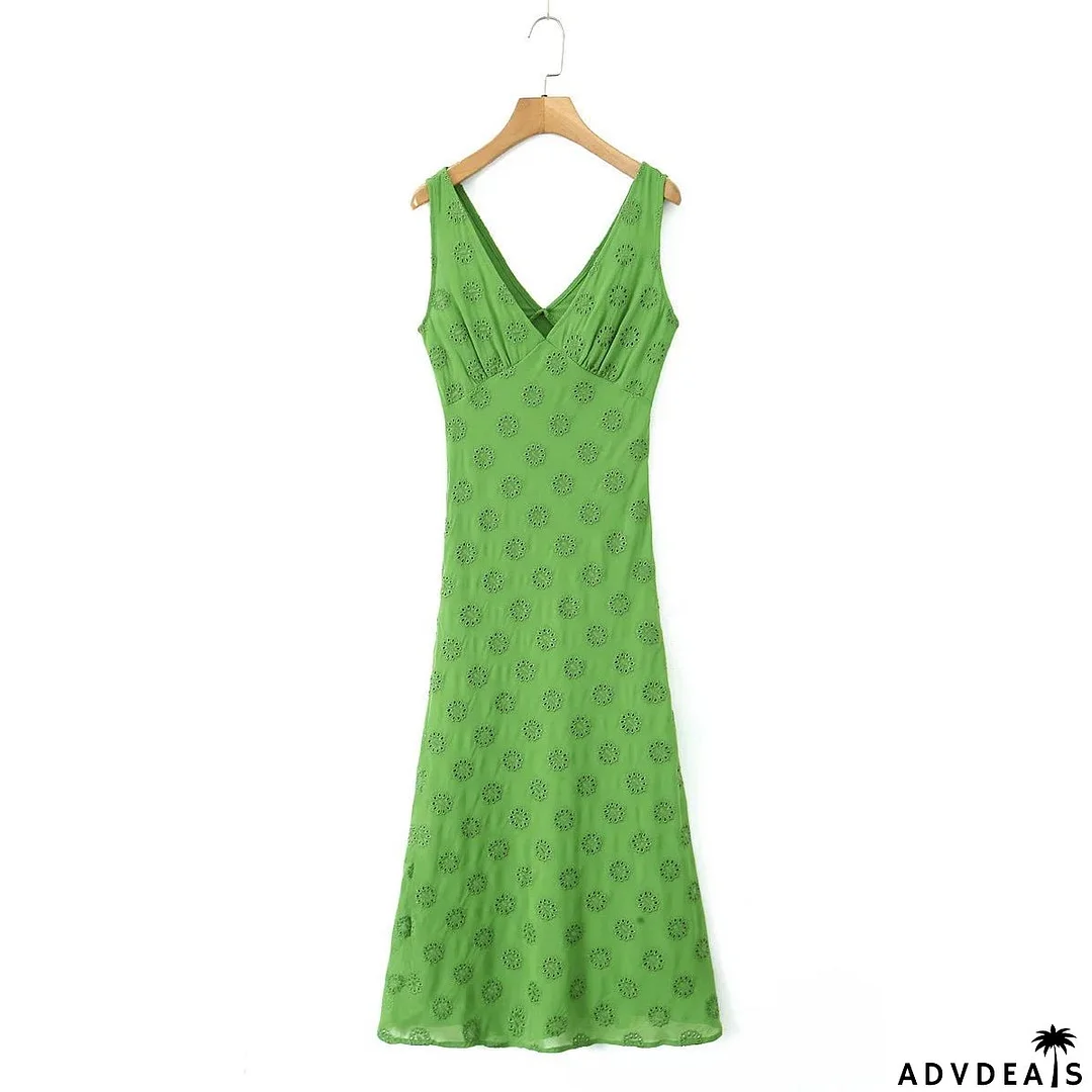 Green Embroidery Stylish V-neck Midi Dress