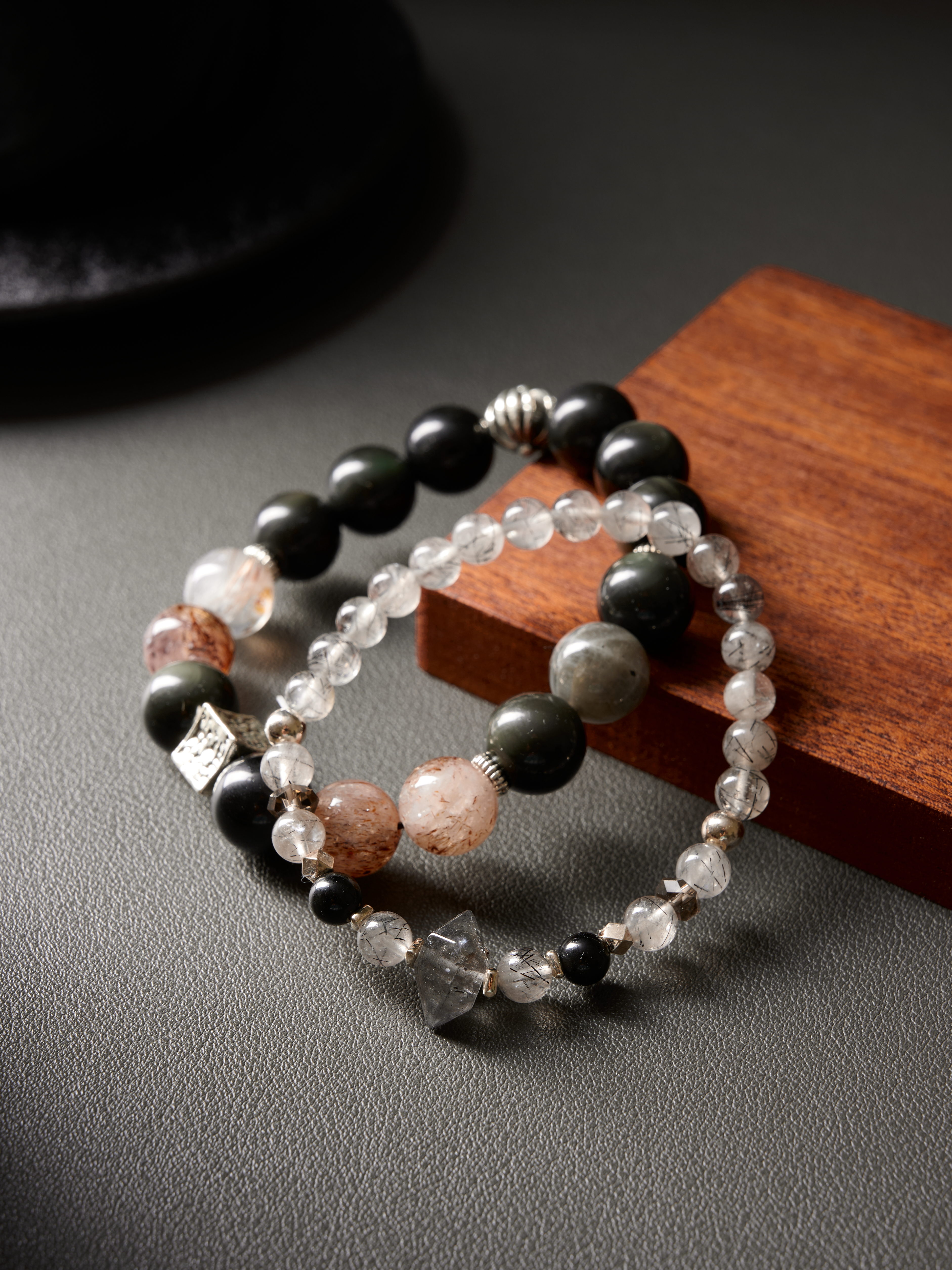 AvigJewelry couple rutilated quartz and obsidian bracelets, elastic 16–18 cm