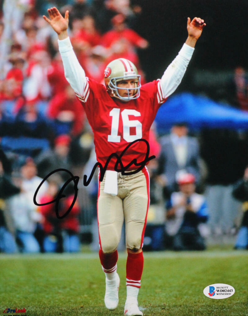 Joe Montana Signed San Francisco 49ers 8x10 Photo Poster painting Arms Up- Beckett Witness *Blk