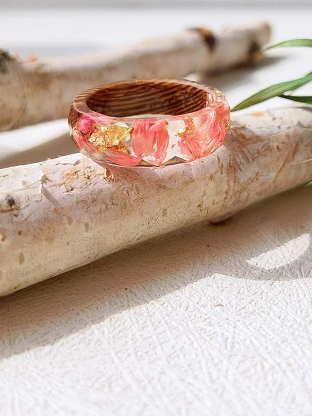 Handmade Dried Flower Inlaid Resin Ring-Gold foil