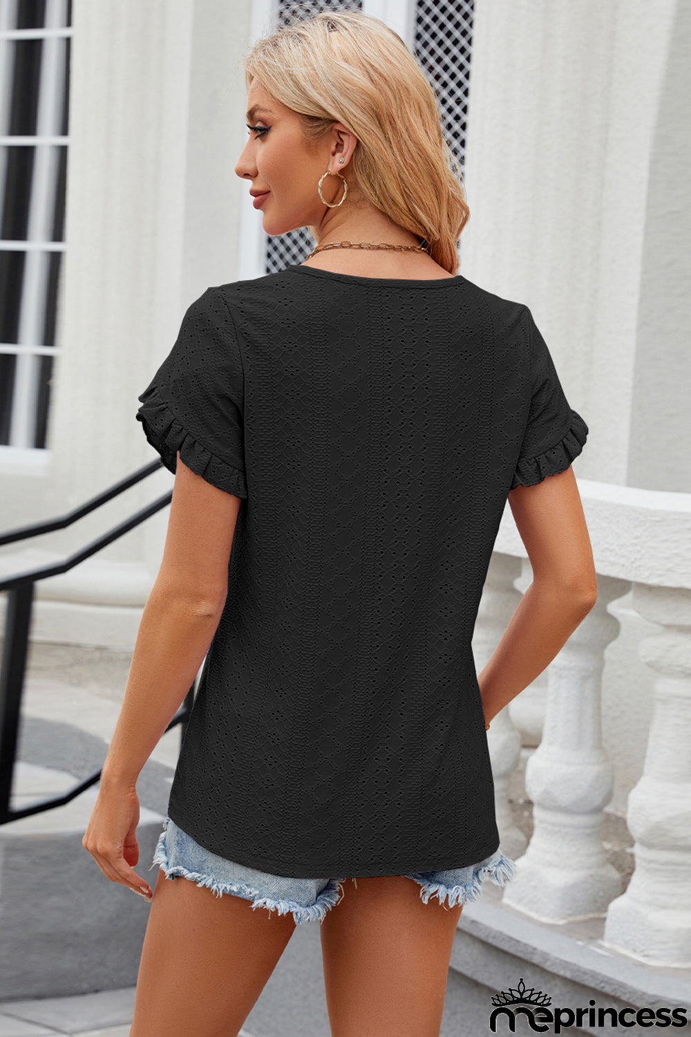 Stylish and airy Shirt