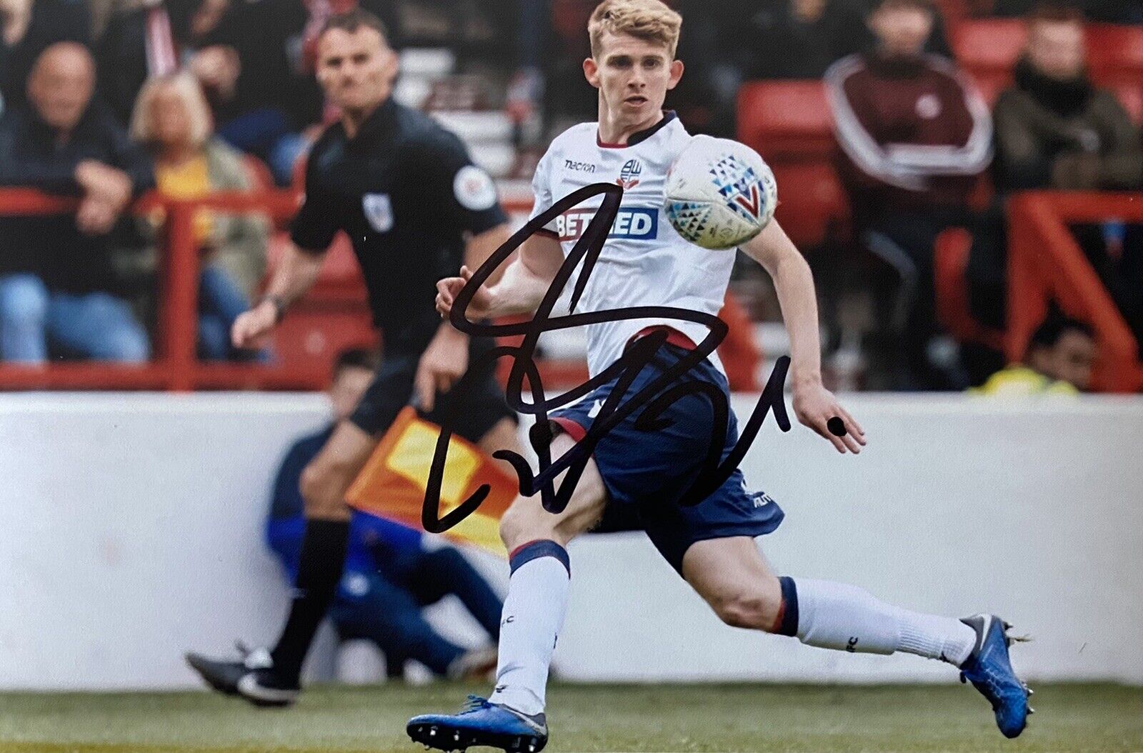 Harry Brockbank Genuine Hand Signed Bolton Wanderers 6X4 Photo Poster painting