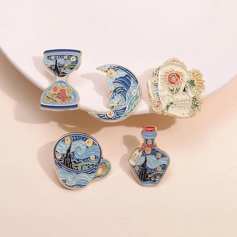 Minimalist Classic Style Artistic Moon Skull Alloy Stamping Stoving Varnish Plating Women’s Brooches