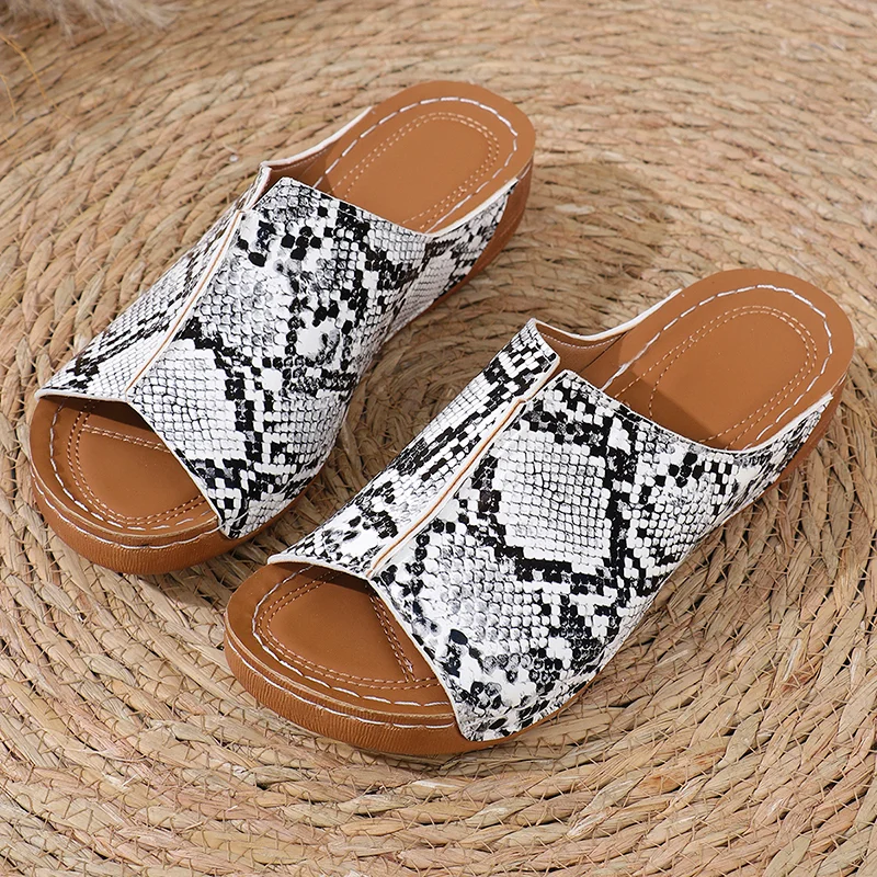 Yyvonne Vintage Leopard Print Platform Slippers for Women Summer Non Slip Wedges Sandals Woman Lightweight Beach Flip Flops 43