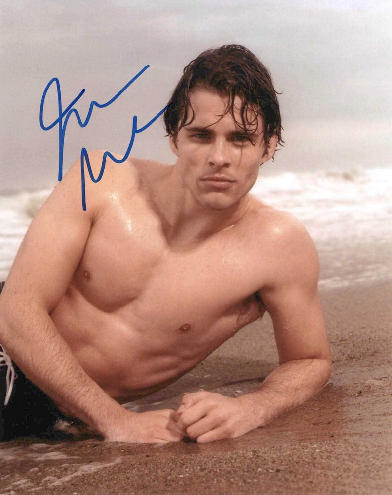 James Marsden Signed Autographed Glossy 8x10 Photo Poster painting - COA Matching Holograms