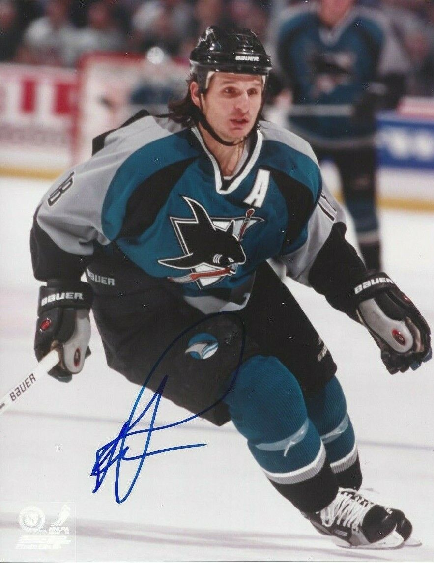 Mike Recchi Autographed 8x10 San Jose SharksB671