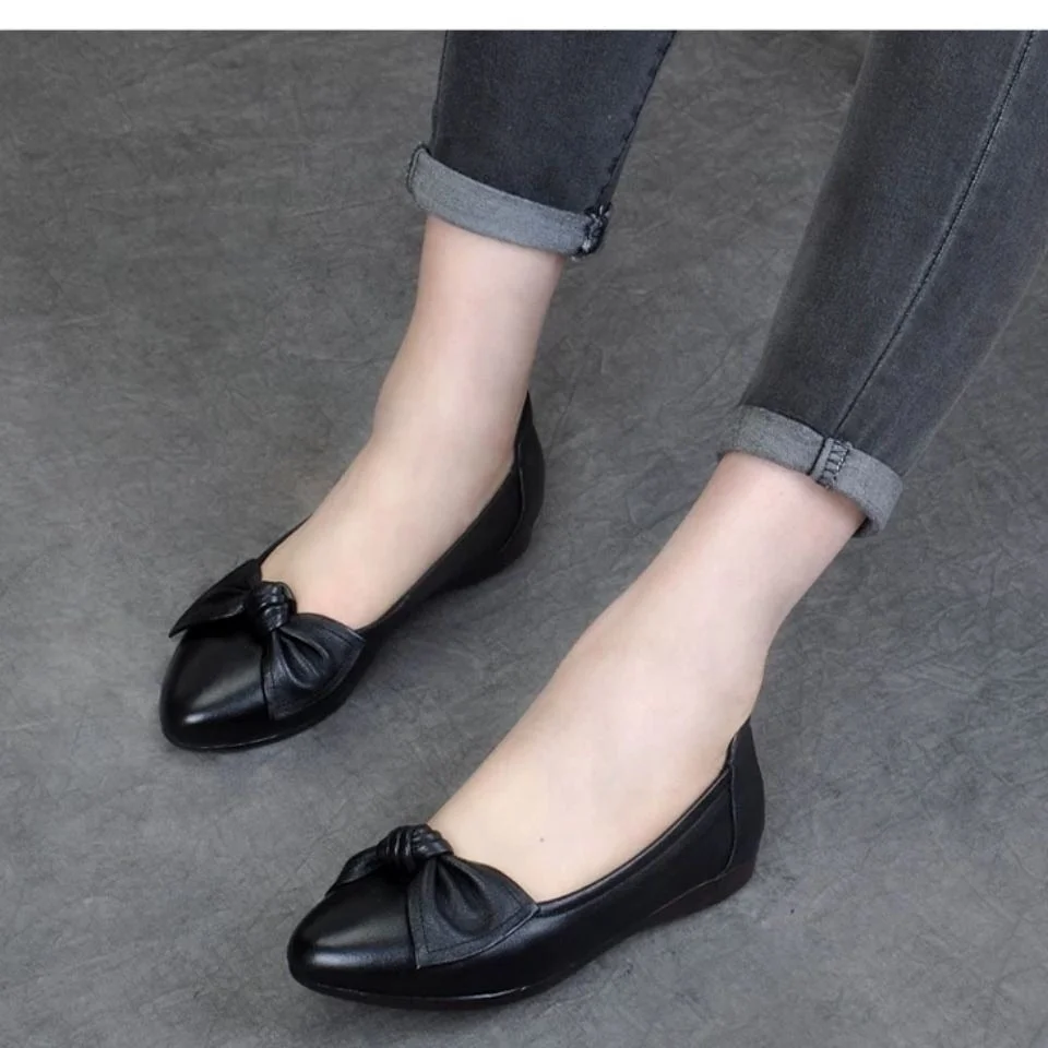 2021 New Leather Shoes Woman Low Heels Office Dress Shoes High Quality Comfortable Summer Ladies Shoes