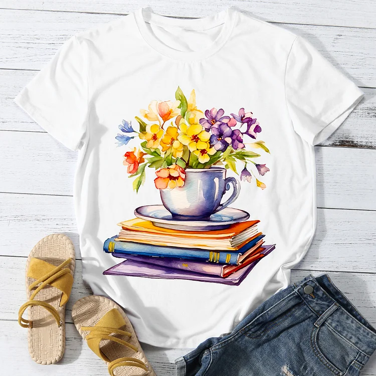 Book And Vase Woman's Casual Round Neck T-Shirt -BSTC1637