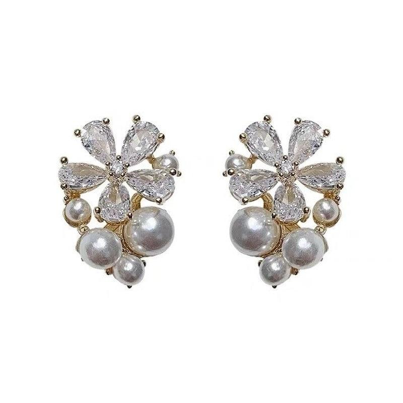 1 Pair Fashion Heart Shape Flower Bow Knot Inlay Copper Alloy Artificial Pearls Zircon Earrings