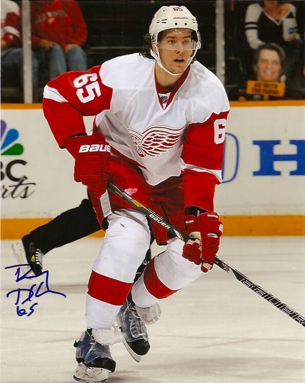 Detroit Red Wings Danny DeKeyser Signed Autographed 8x10 COA M