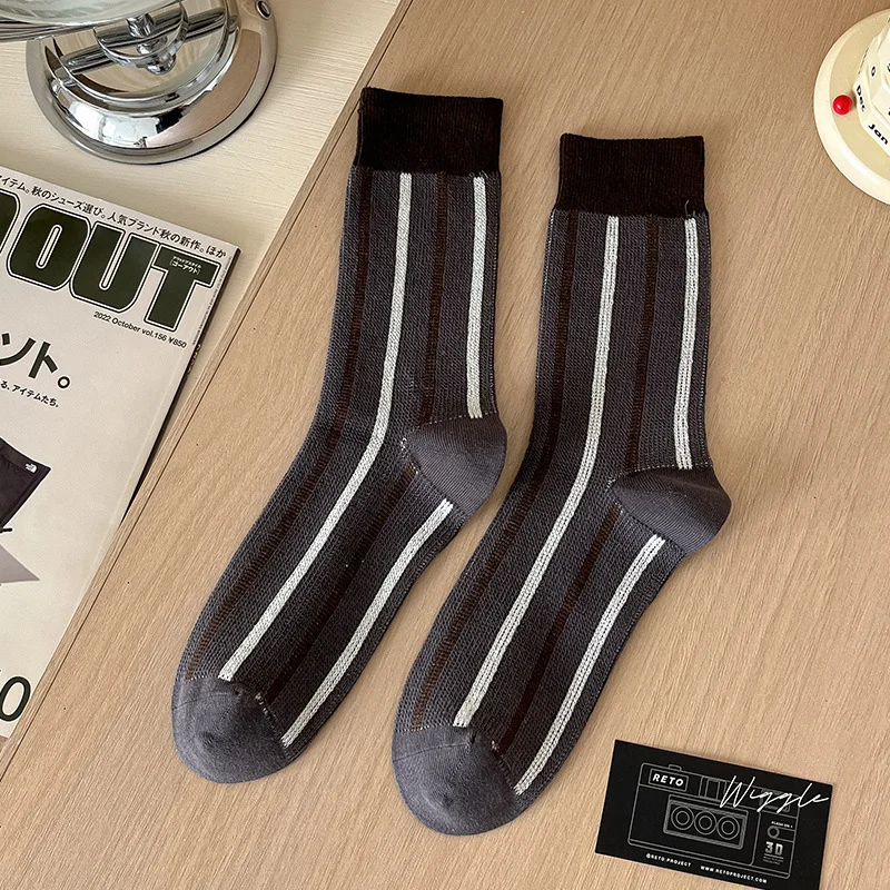 Men's Handmade Boneless Striped Breathable Sweat-Absorbent Mid-Calf Socks