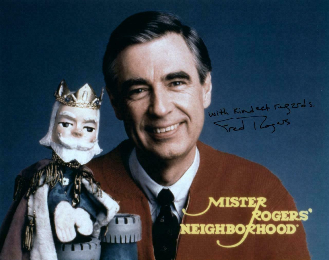 Fred Rogers Autographed Signed 8x10 Photo Poster painting ( Mister Rogers Neighborhood ) REPRINT