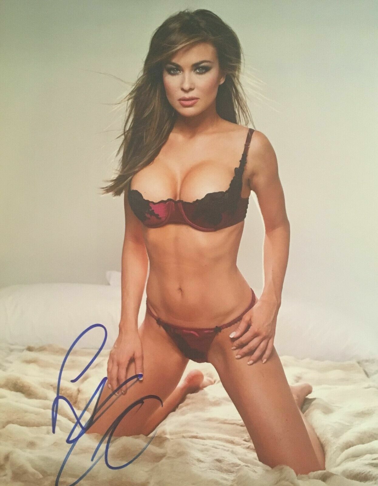 Carmen Electra Autographed Signed 8x10 Photo Poster painting ( Scary Movie ) REPRINT