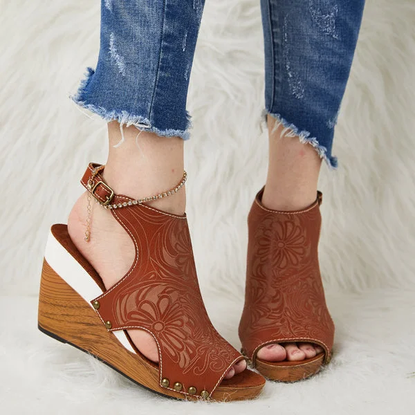 Wedge Print Faux Leather Sandals