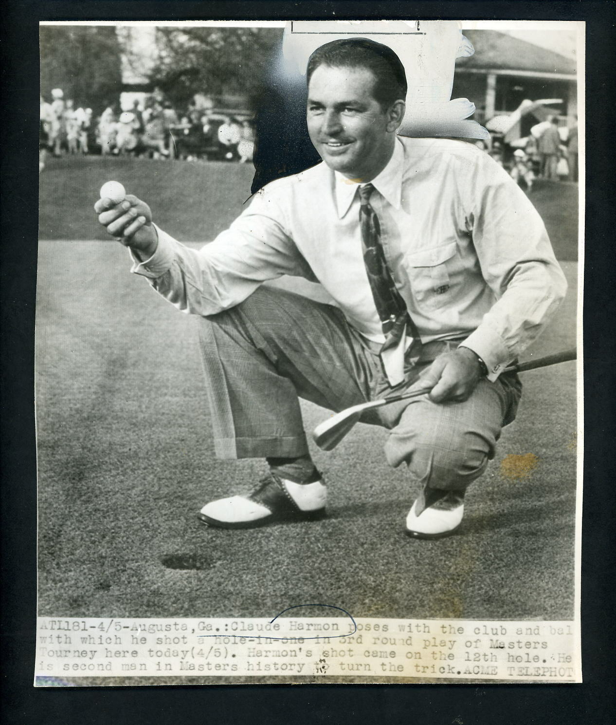 Claude Harmon makes hole in one on 12th hole of Masters 1948 Press Photo Poster painting