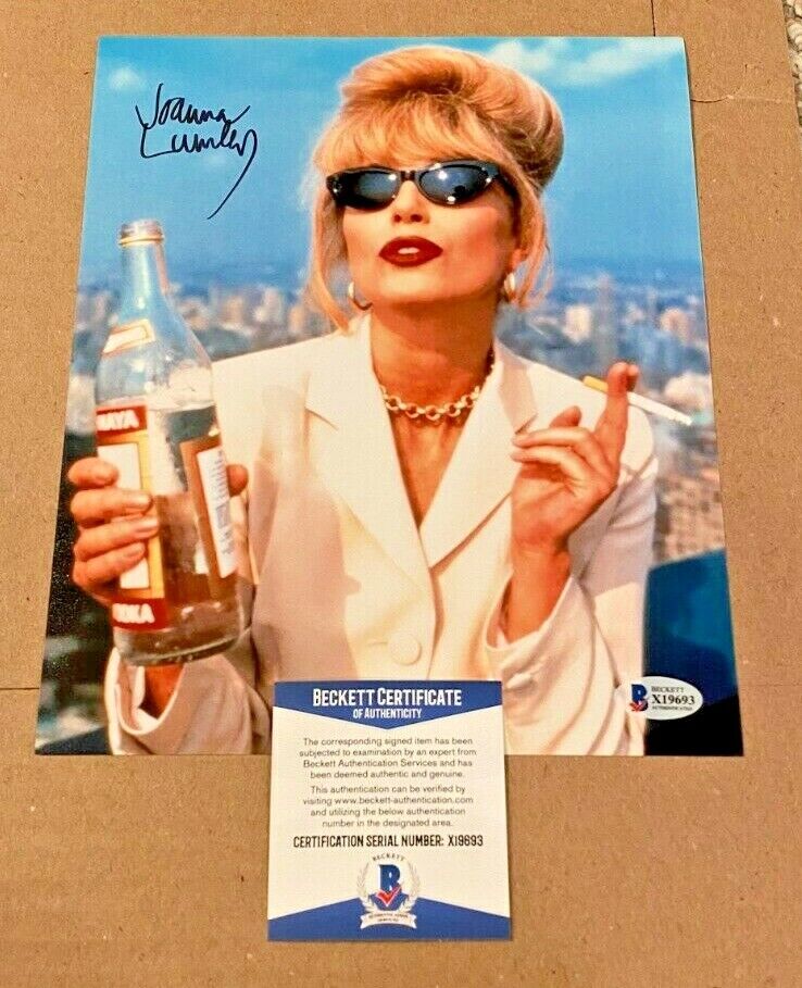 JOANNA LUMLEY SIGNED 8X10 Photo Poster painting BECKETT CERTIFIED BAS 4