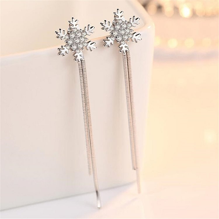 Snowflake Silver Drop Earrings