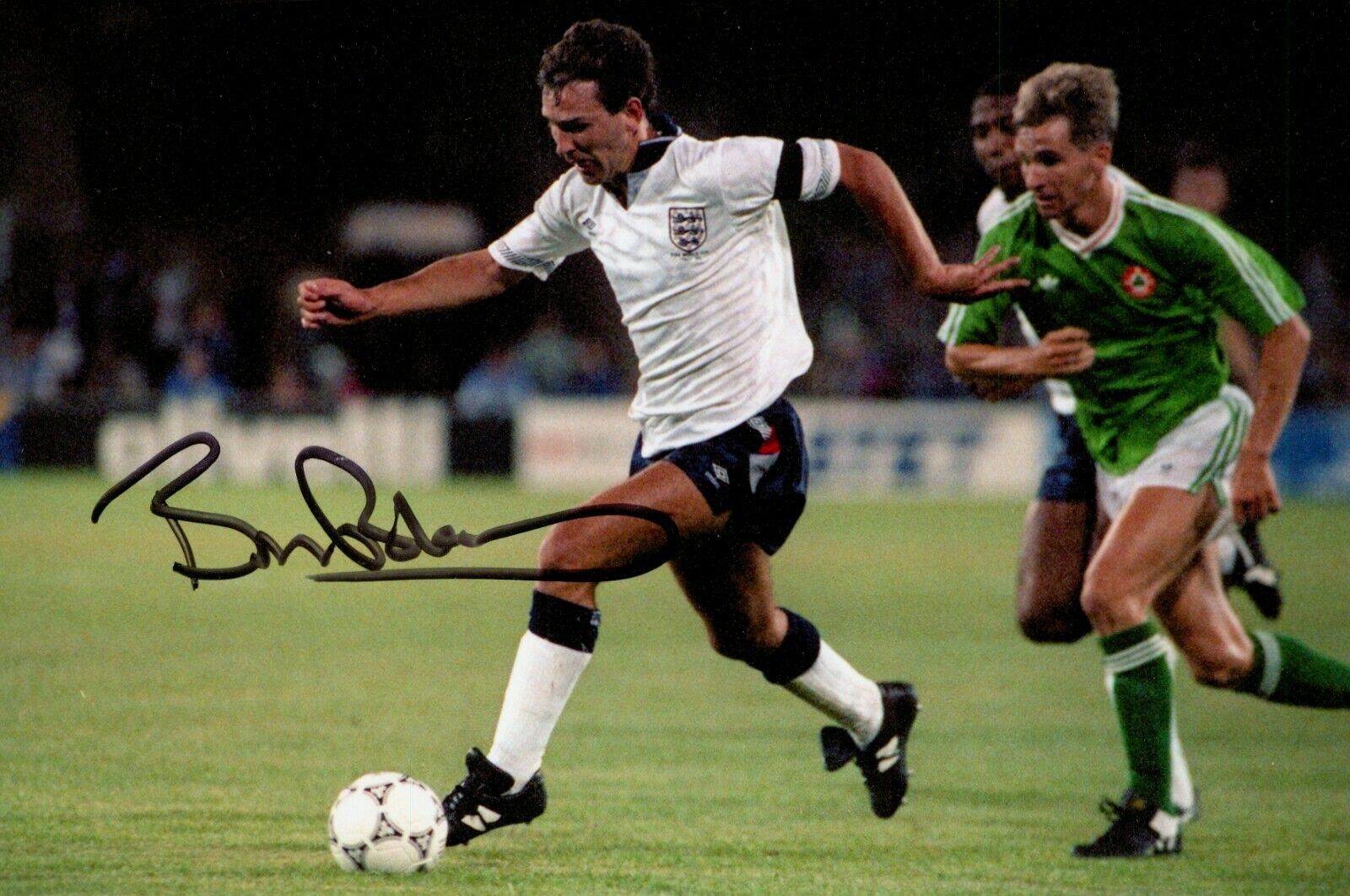 Bryan Robson Signed 6x4 Photo Poster painting England Manchester United Genuine Autograph + COA