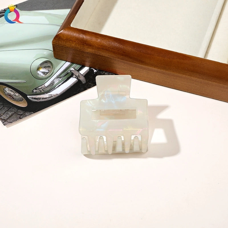 Women’s Minimalist Classic Style Solid Color PVC Hair Claws