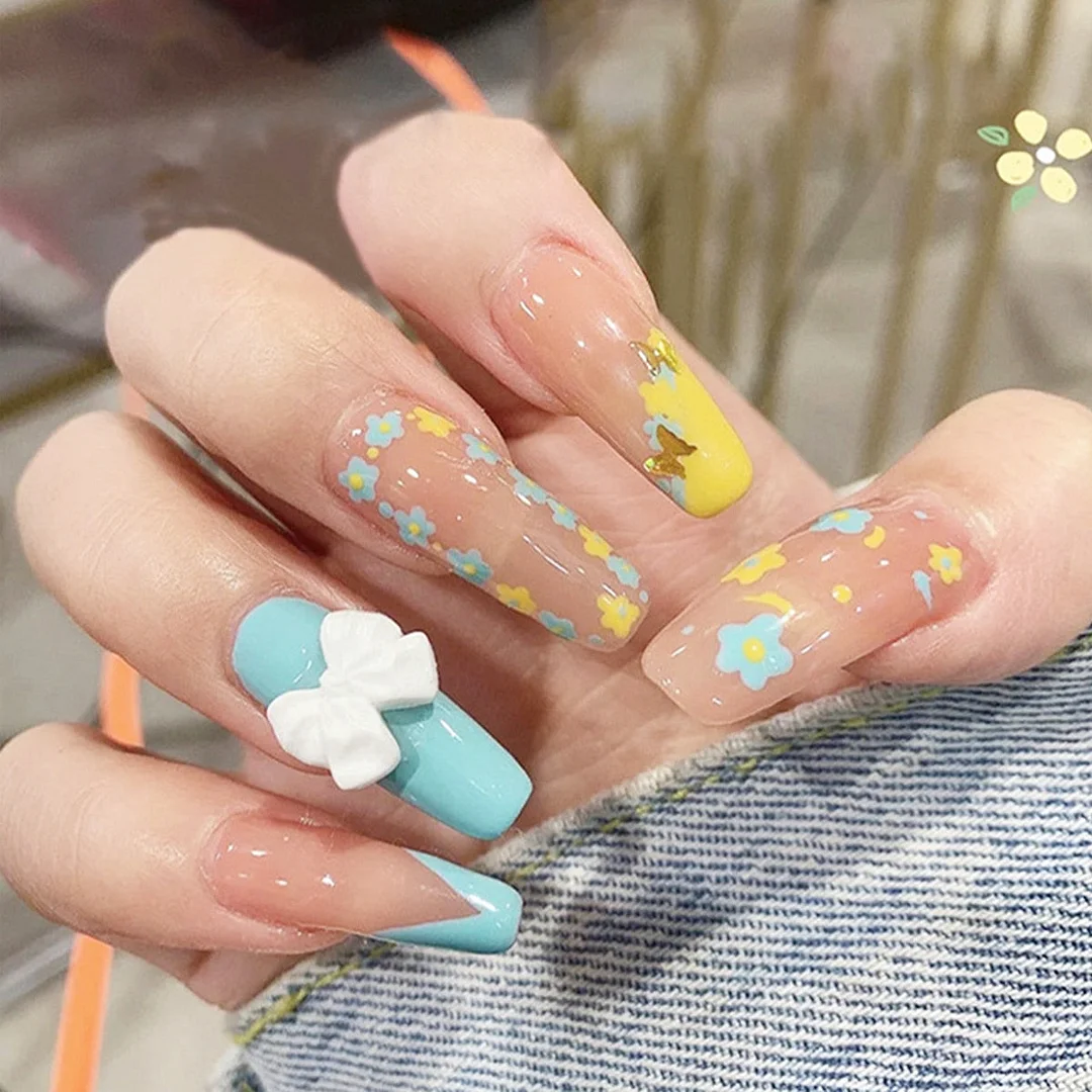 24pcs/box Lovely Cute Flower Fairy Style Fake Nails  Full Cover Nails Long Nail With Glue  Presson Nails Packaging Wearable Nail-Nail Inspo