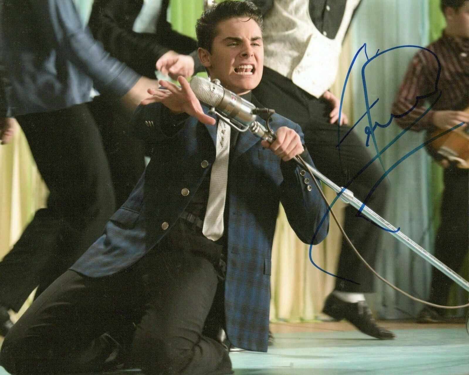 Zac Efron Hairspray autographed Photo Poster painting signed 8x10 #1 Link Larkin