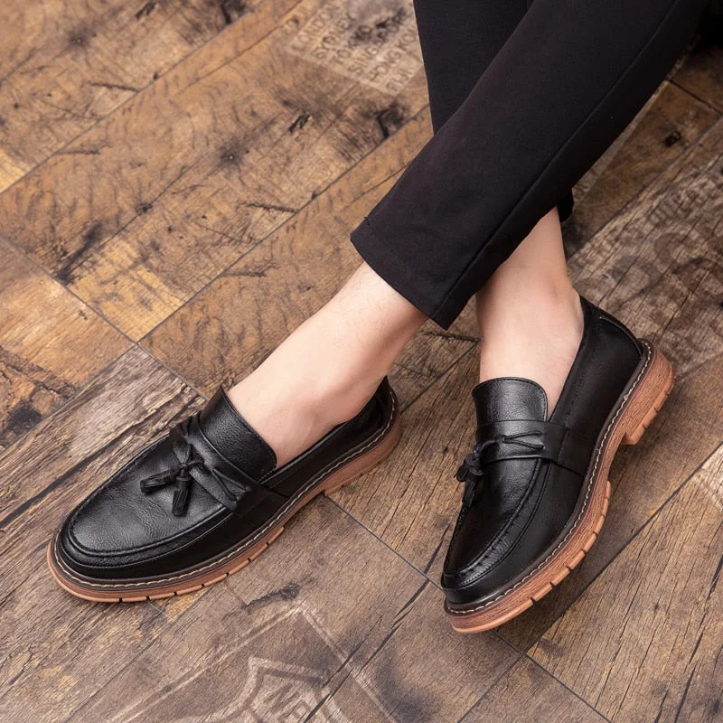 Men Casual Shoes Fashion tassel Men Shoes Breathable Men Loafers Moccasins Slip on Men's Flats Male Shoes Stylish Footwear