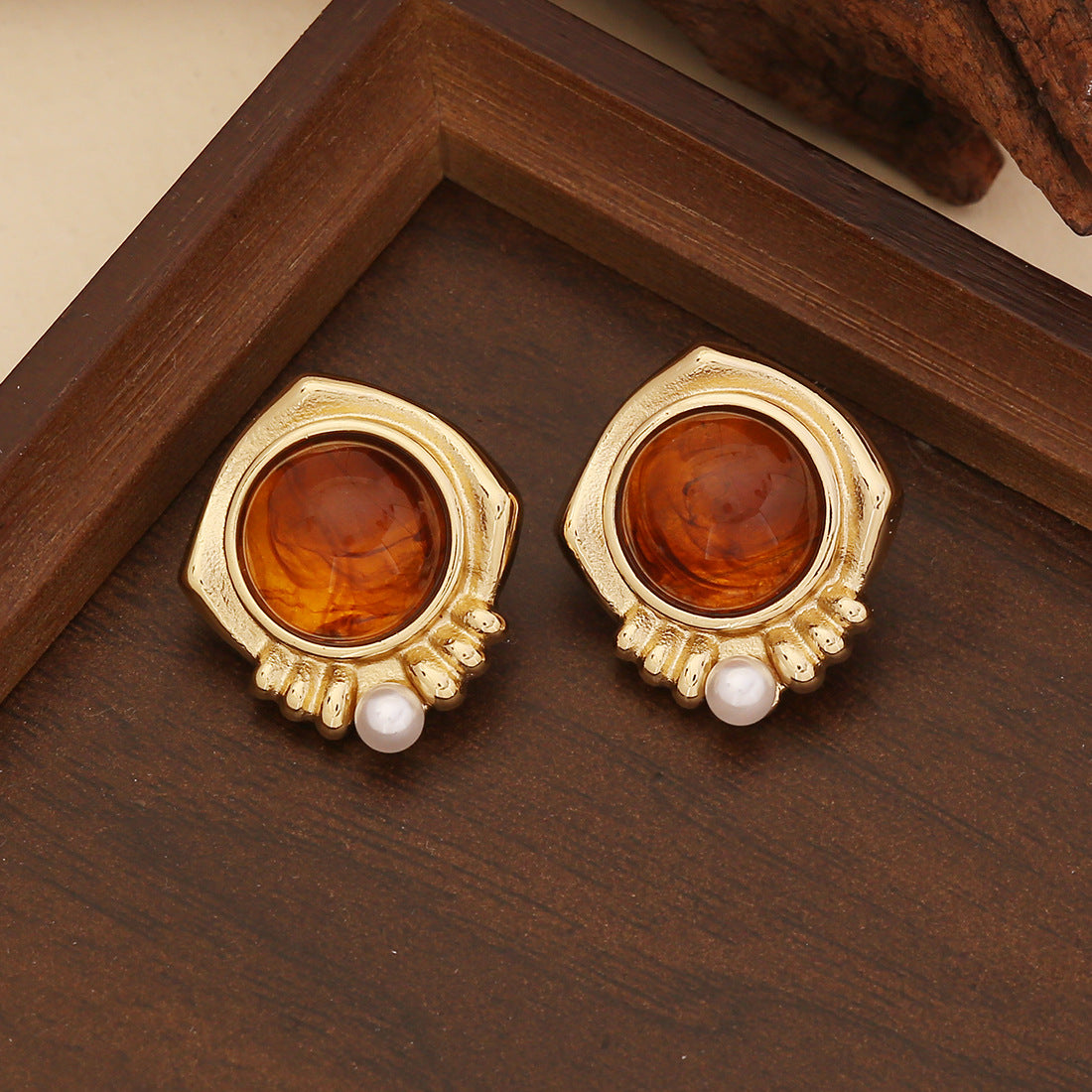 Retro Stainless Steel Earrings Flower Pearls All-Match Earrings E590