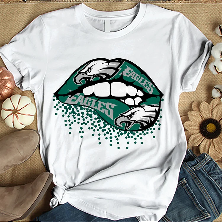 Philadelphia Eagles  Women's White Relaxed T-Shirt