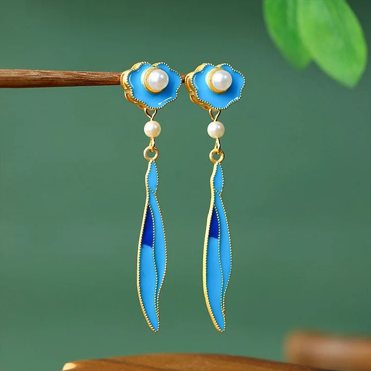 Vintage Cloud Earrings