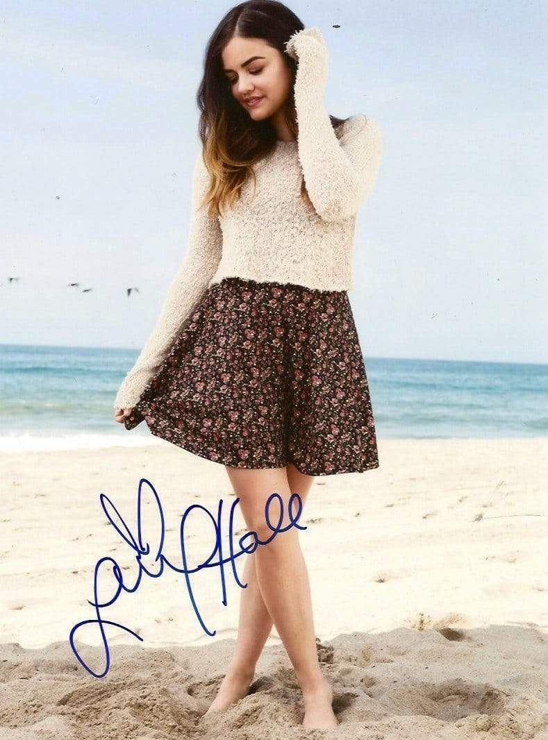 Lucy Hale TOP ACTRESS and SINGER autograph, In-Person signed Photo Poster painting