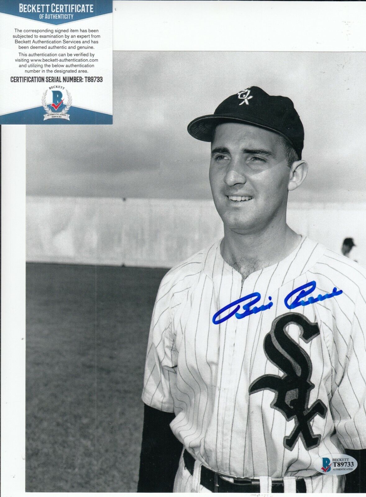 BILL PIERCE signed (CHICAGO WHITE SOX) baseball 8X10 Photo Poster painting BECKETT BAS T89733