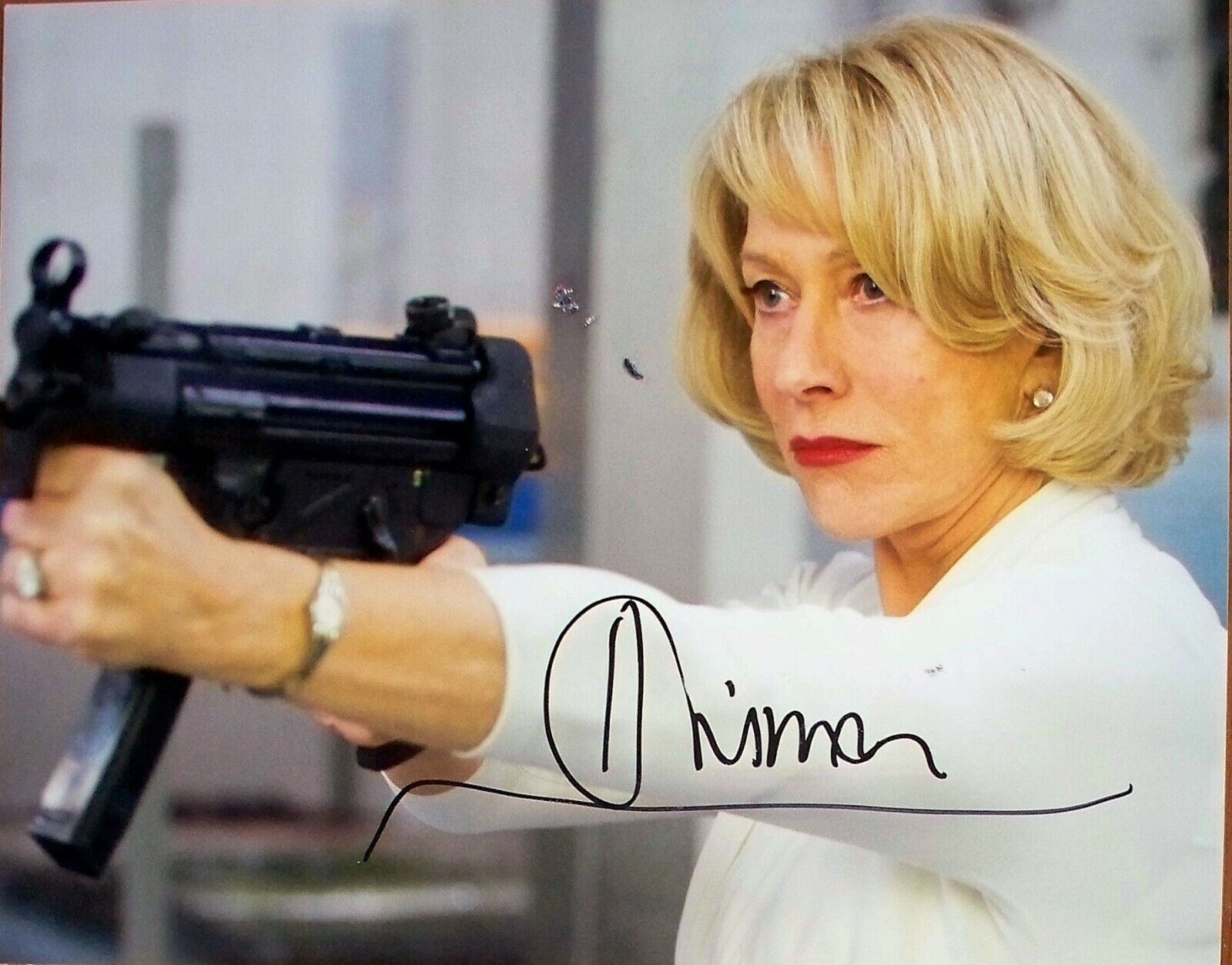 HELEN MIRREN: Actress. Stunning hand signed 8 x 10 Photo Poster painting. 'Prime Suspect'. COA.