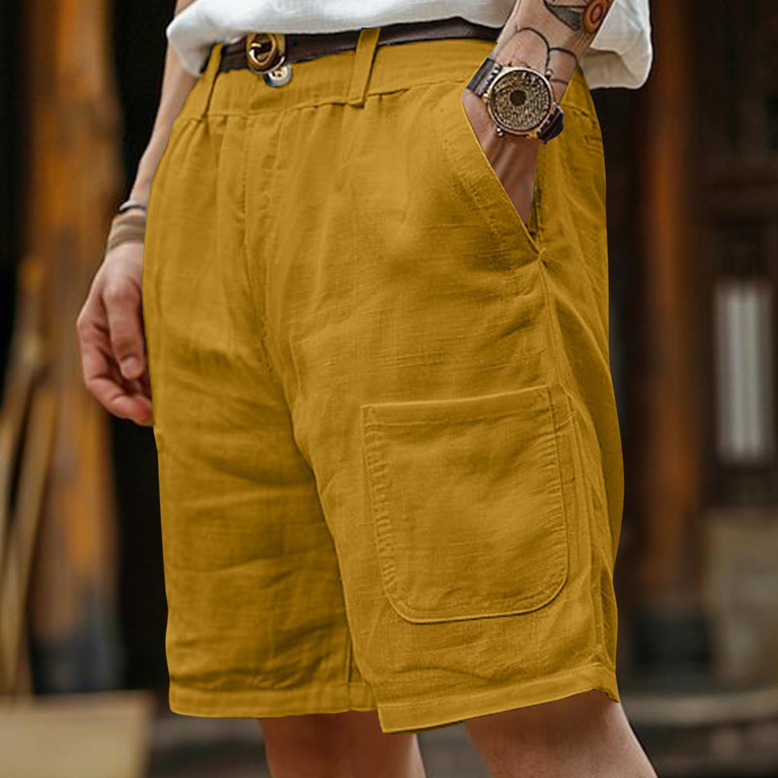  Stylish Men's Casual Shorts with Functional Pockets and Classic Design