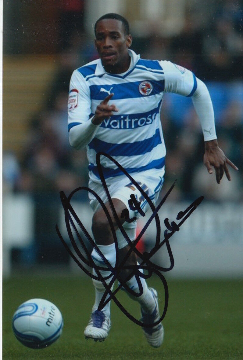 READING HAND SIGNED SHAUN CUMMINGS 6X4 Photo Poster painting 4.