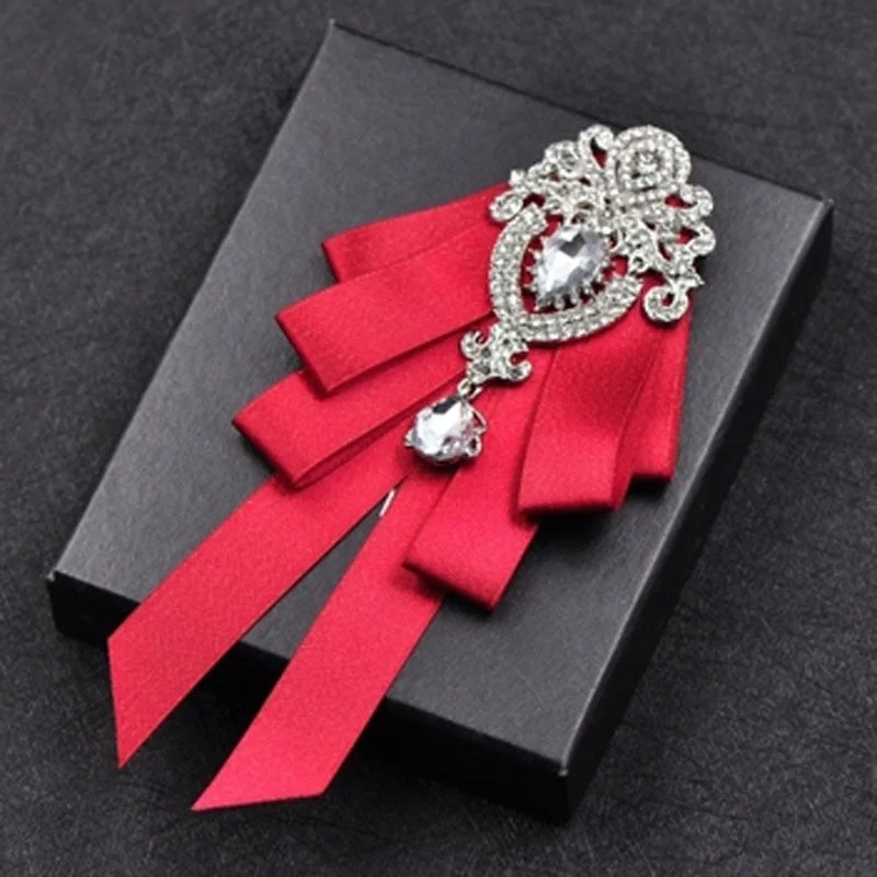 High-quality Fashion Handmade Red Diamond Bow Tie Wedding Collar Bowtie Brooch Pocket Towel Square Set Gifts for Men Accessories