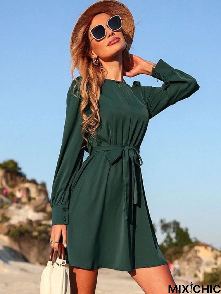 Retro Round Neck Lace-Up Green Dress