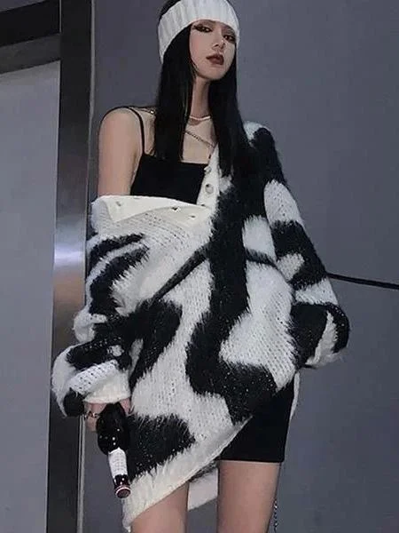 Urban Black and White Hooded Long Sleeve Knit Sweater