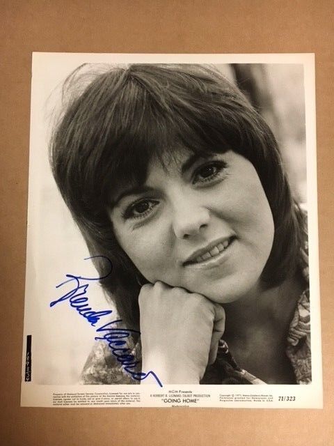 Brenda Vaccaro Boldly Signed 8x10 Beautiful Close-up COA