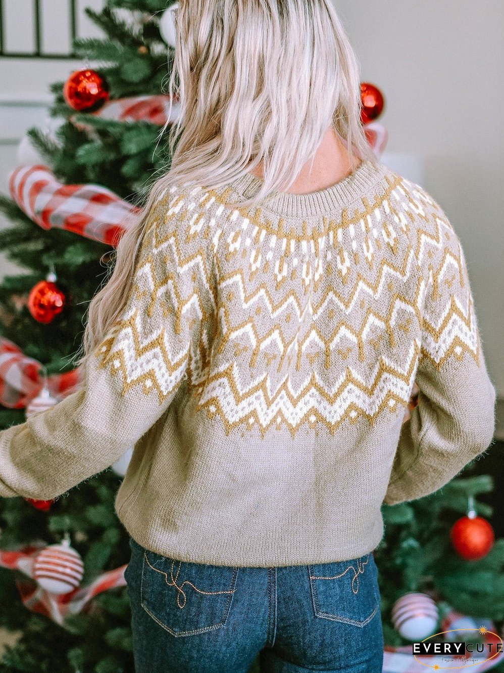 Cozy Gray Geometric Knit Round Neck Sweater