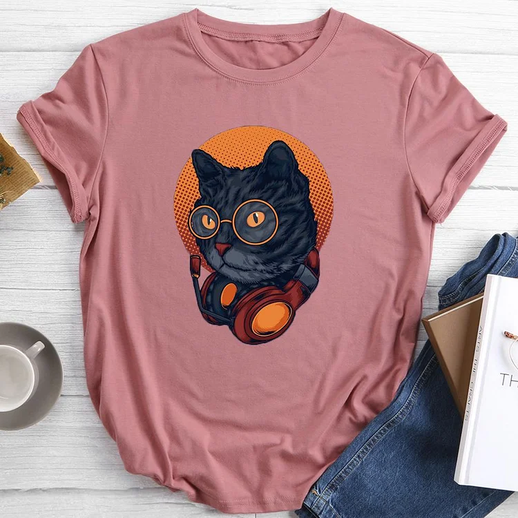 Cat music  Round Neck T-shirt