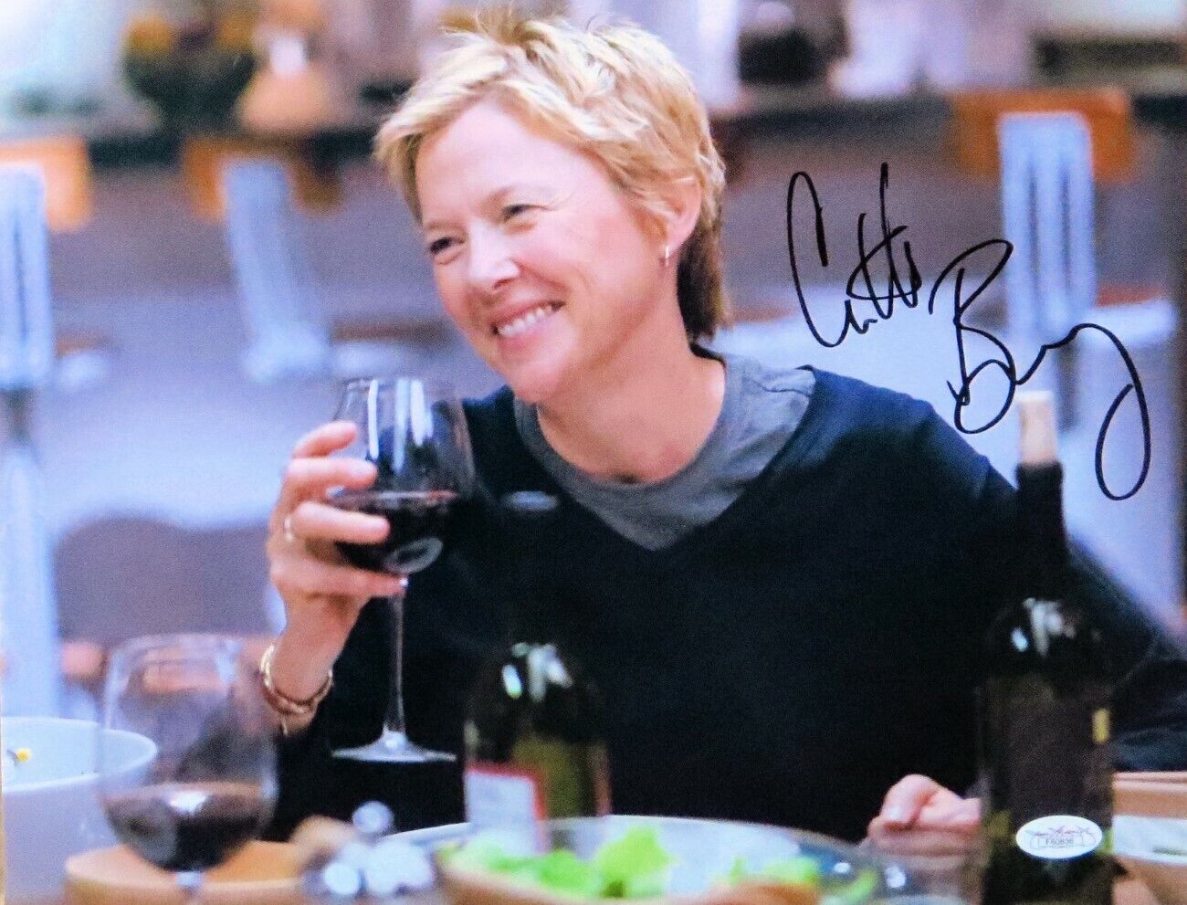 Annette Bening Signed Autographed 11X14 Photo Poster painting The Kids Are All Right JSA F60836