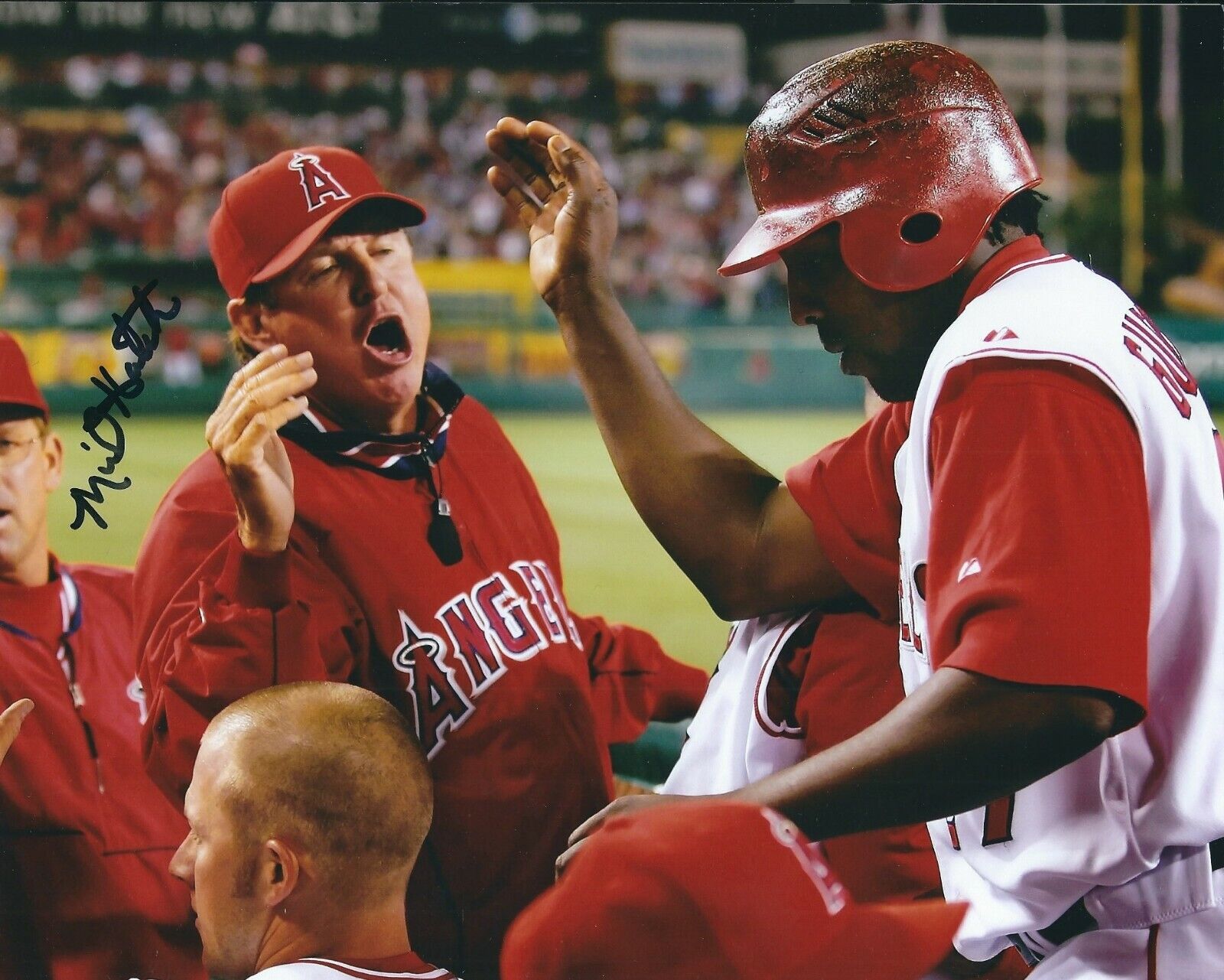 AUTOGRAPHED MICKEY HATCHER 8X10 California Angels Photo Poster painting W/COA