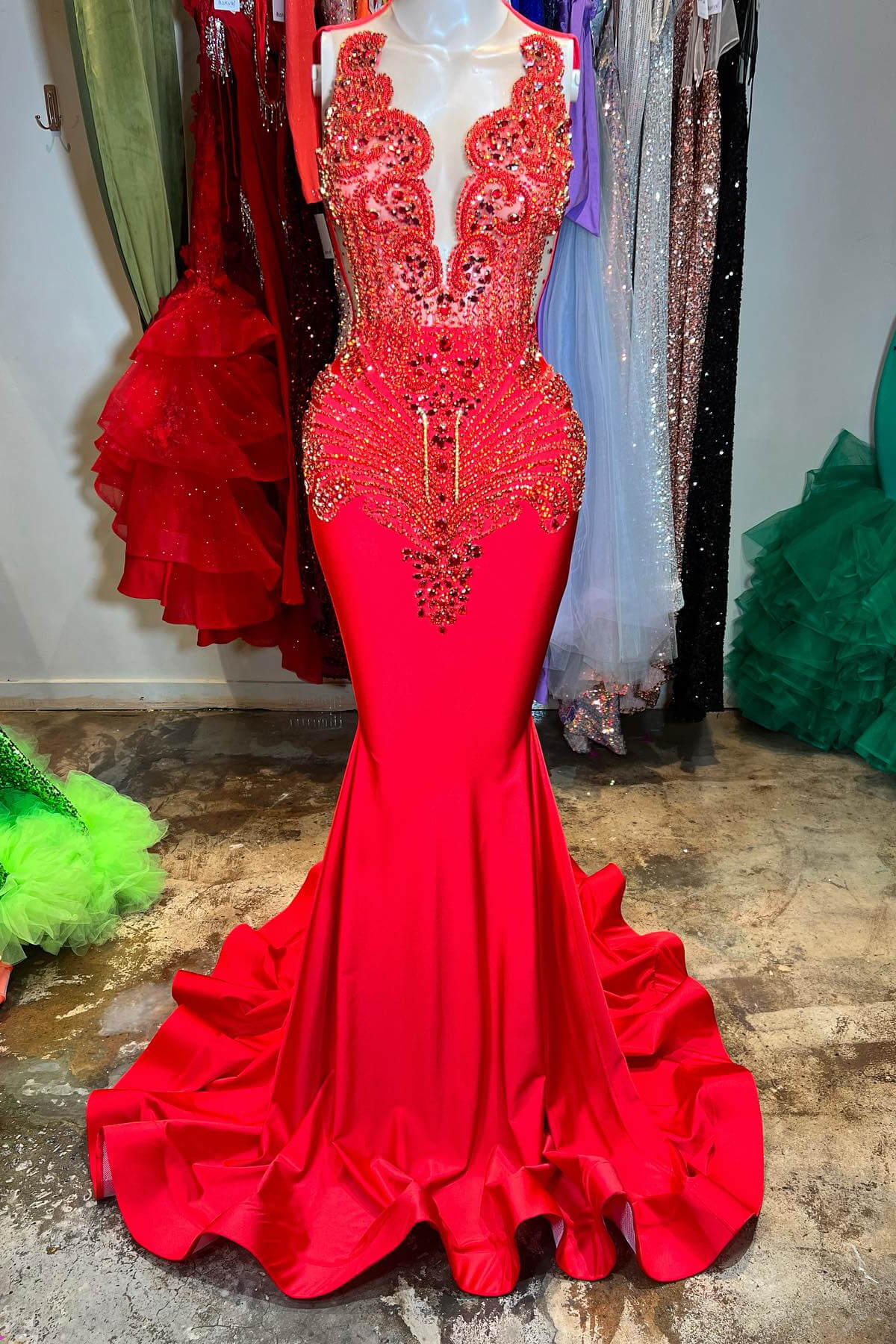 Glamorous Red Scoop Sleeveless Mermaid Formal Dresses With Sequins Beadings - lulusllly