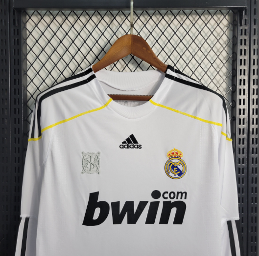 Retro 09/10 Real Madrid Home Long Sleeve Football Shirt Thai Quality
