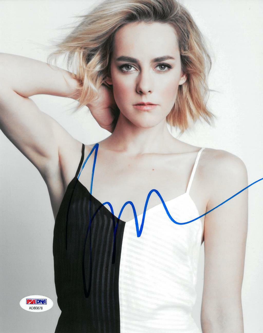 Jena Malone Signed Authentic Autographed 8x10 Photo Poster painting PSA/DNA #AD80878