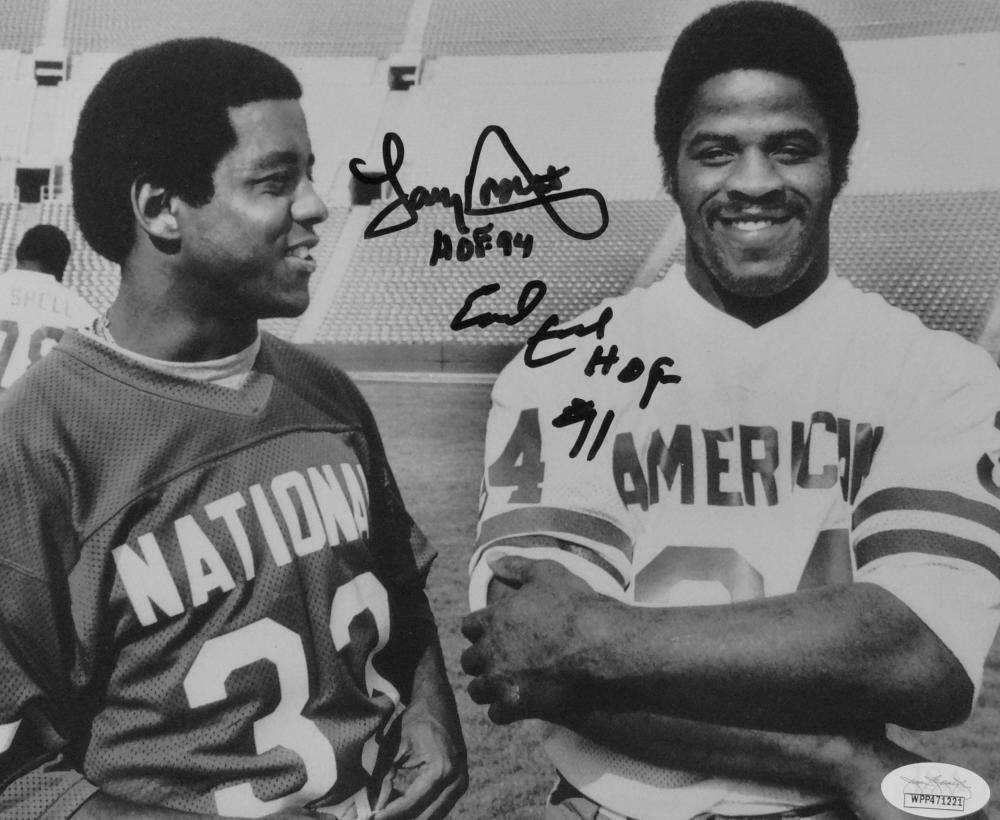 Tony Dorsett/Earl Campbell Autographed HOF 8x10 B&W Smiling Photo Poster painting- JSA W Auth