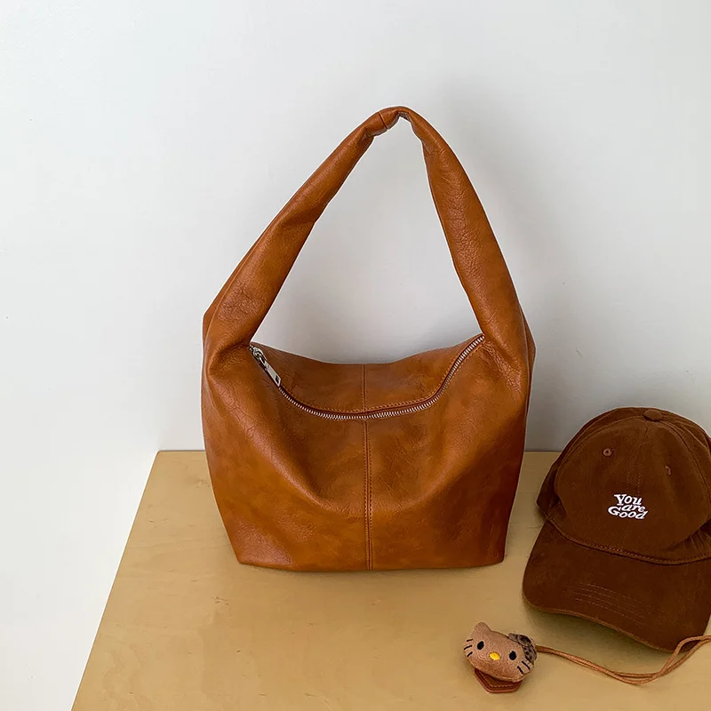 Mongw Mongw Sense Fashion Casual Simple Wind PU Soft Leather Armpit Bag Autumn Bag Large Capacity Female Solid Color Handbag